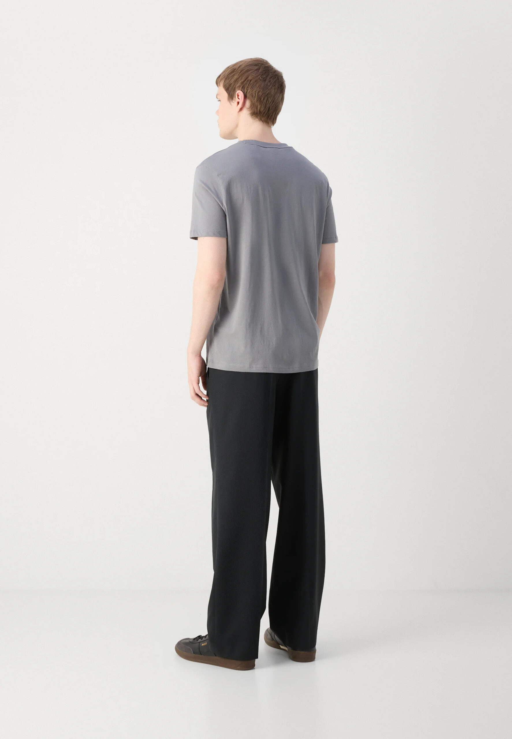 Hugo Dulivio Grey T-Shirt Premium Exported - Image 9